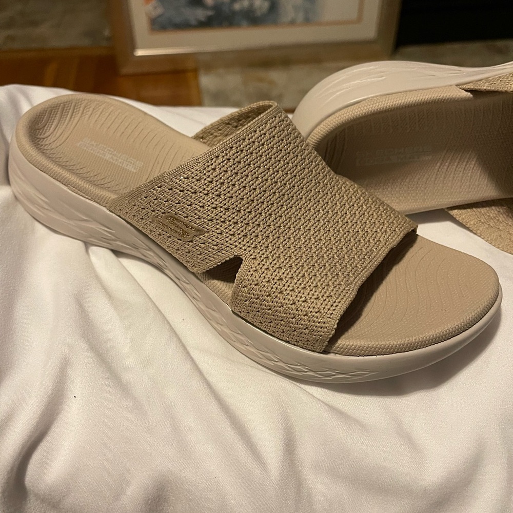 Skechers Tan Comfort Sandals with Breathable Design womens size 6.5